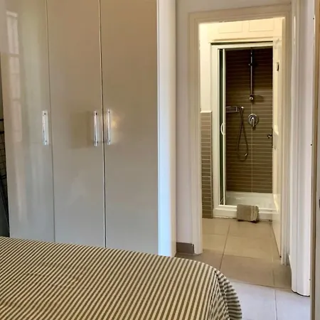 Relax Tra Golf E Mare ガルレンダ