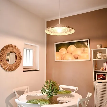 Relax Tra Golf E Mare Apartment